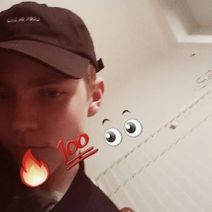 Meet your Posher, Jason