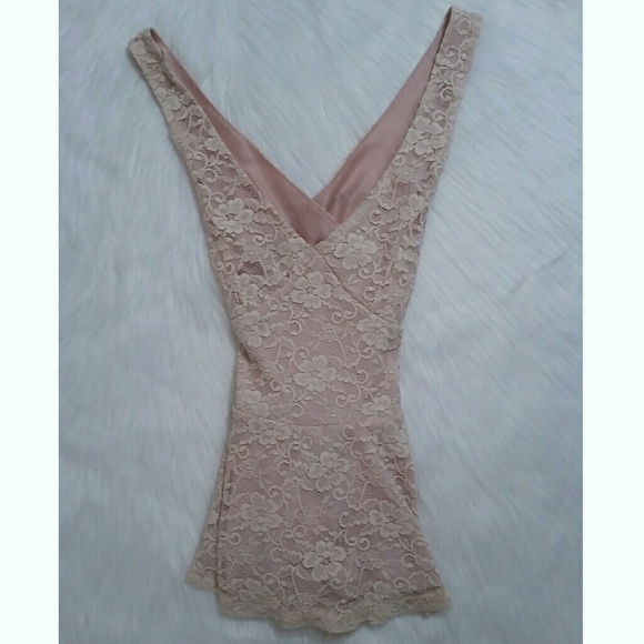 NWT Pink Lace with Criss Cross back! Size M - Picture 2 of 3