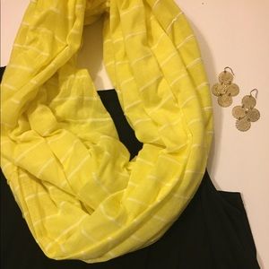 Yellow and White Infinity Scarf. Old Navy.