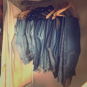 Men's True Religion jeans