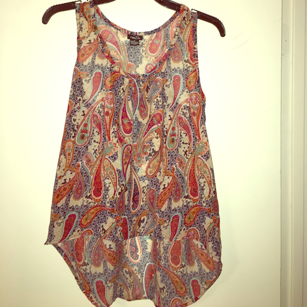 Paisley high-low tank top 💛💙