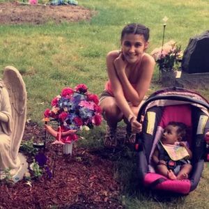 Meet your Posher, Selena