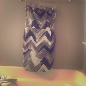 Banana Republic grey striped strapless dress