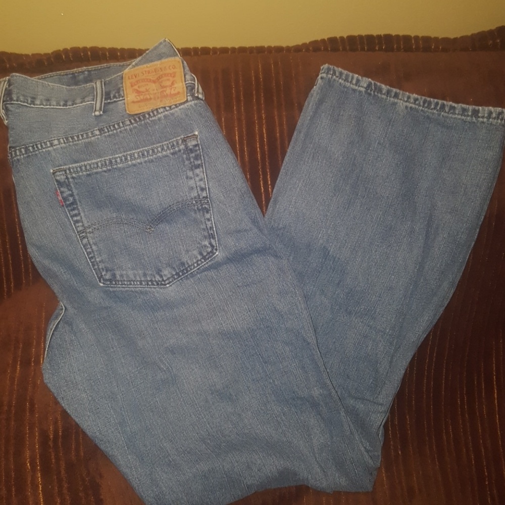 Men's Levi Jeans