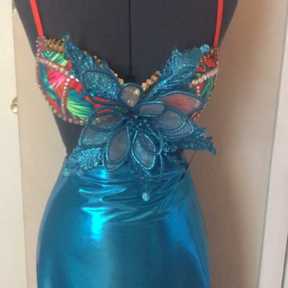 Festival top