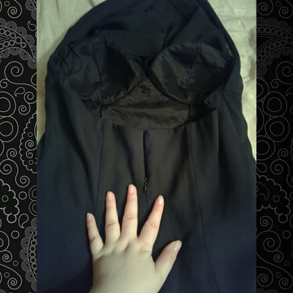 5 for $25 Price Drop❗️Faviana Prom Formal Dress - Picture 6 of 8