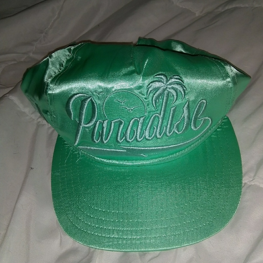 Paradise teal hat