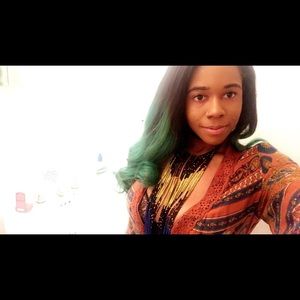 Meet your Posher, Andrea