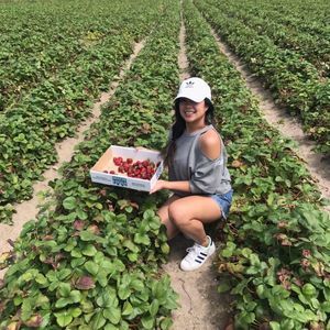 Meet your Posher, Jenna mae