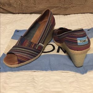 Toms Wedge Sandals