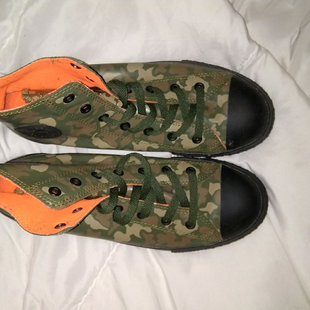 Rain shoes camo converse