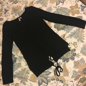 Comfy black sweater