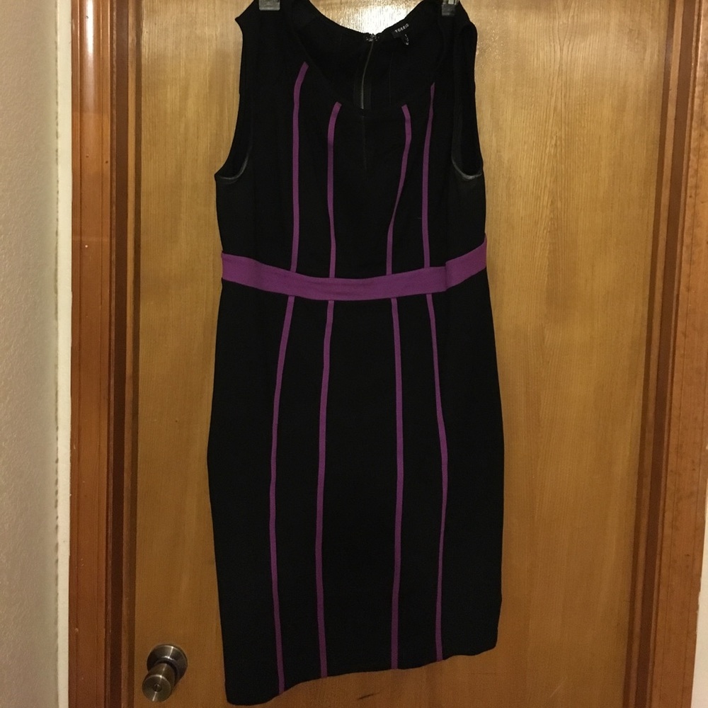Super flattering torrid bodycon dress!