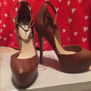 STEVE MADDEN HEELS