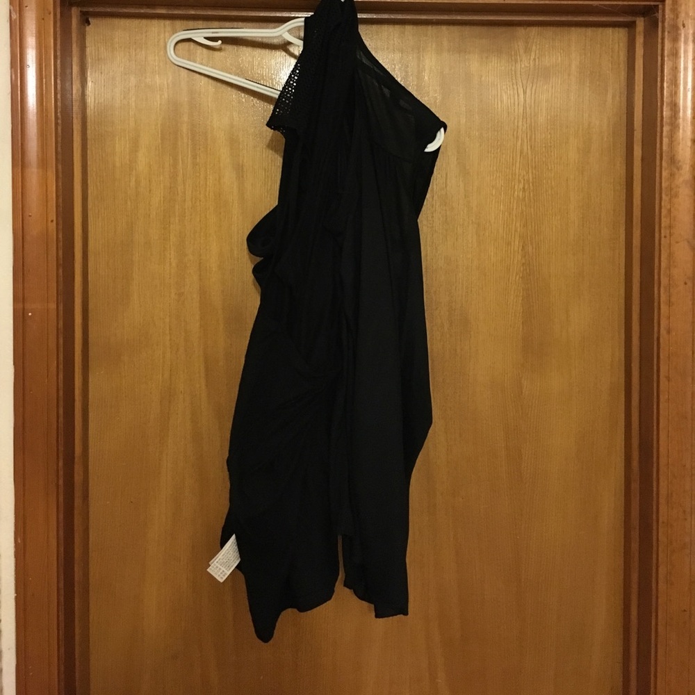 Lot of 4 black workout tanks