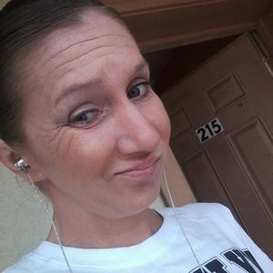 Meet your Posher, Lindsey