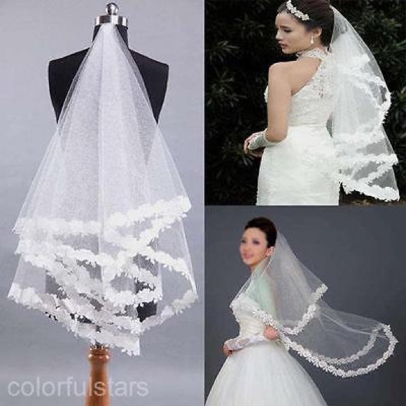 🌷New Wedding Veil. Finger tip length/Applique - Picture 2 of 3