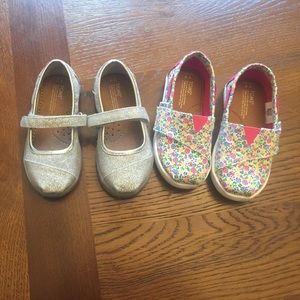 TOMS 2pairs