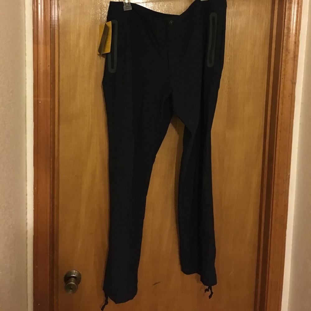 Cabelas pants