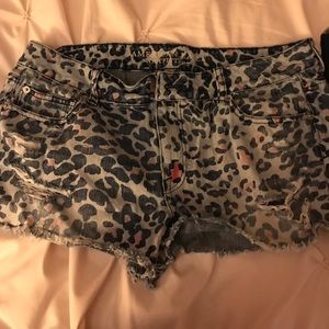 Cheetah print American Eagle shorts
