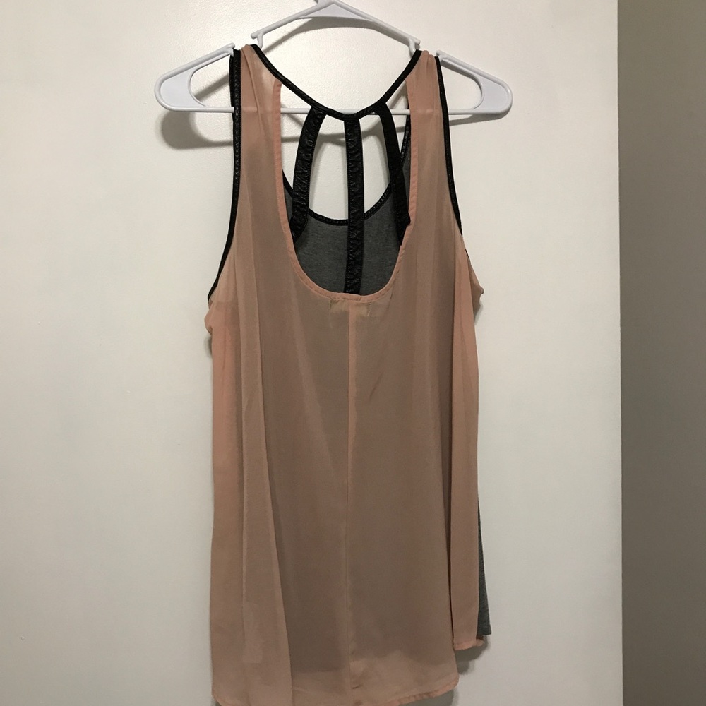 Nice dress top or casual - Picture 2 of 2