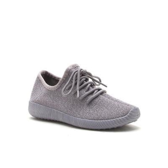❌SOLD OUT❌🆑 HP! 5⭐️Comfy Gray Knit Shoes - Picture 2 of 6