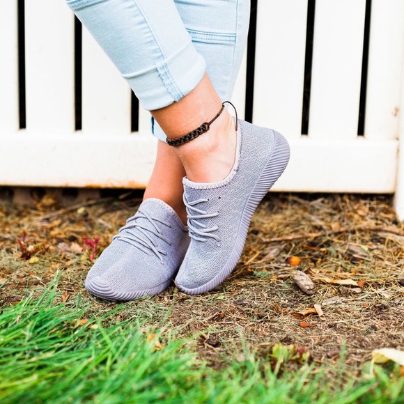 ❌SOLD OUT❌🆑 HP! 5⭐️Comfy Gray Knit Shoes - Picture 4 of 6