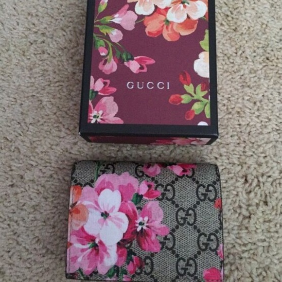 gucci bloom card holder
