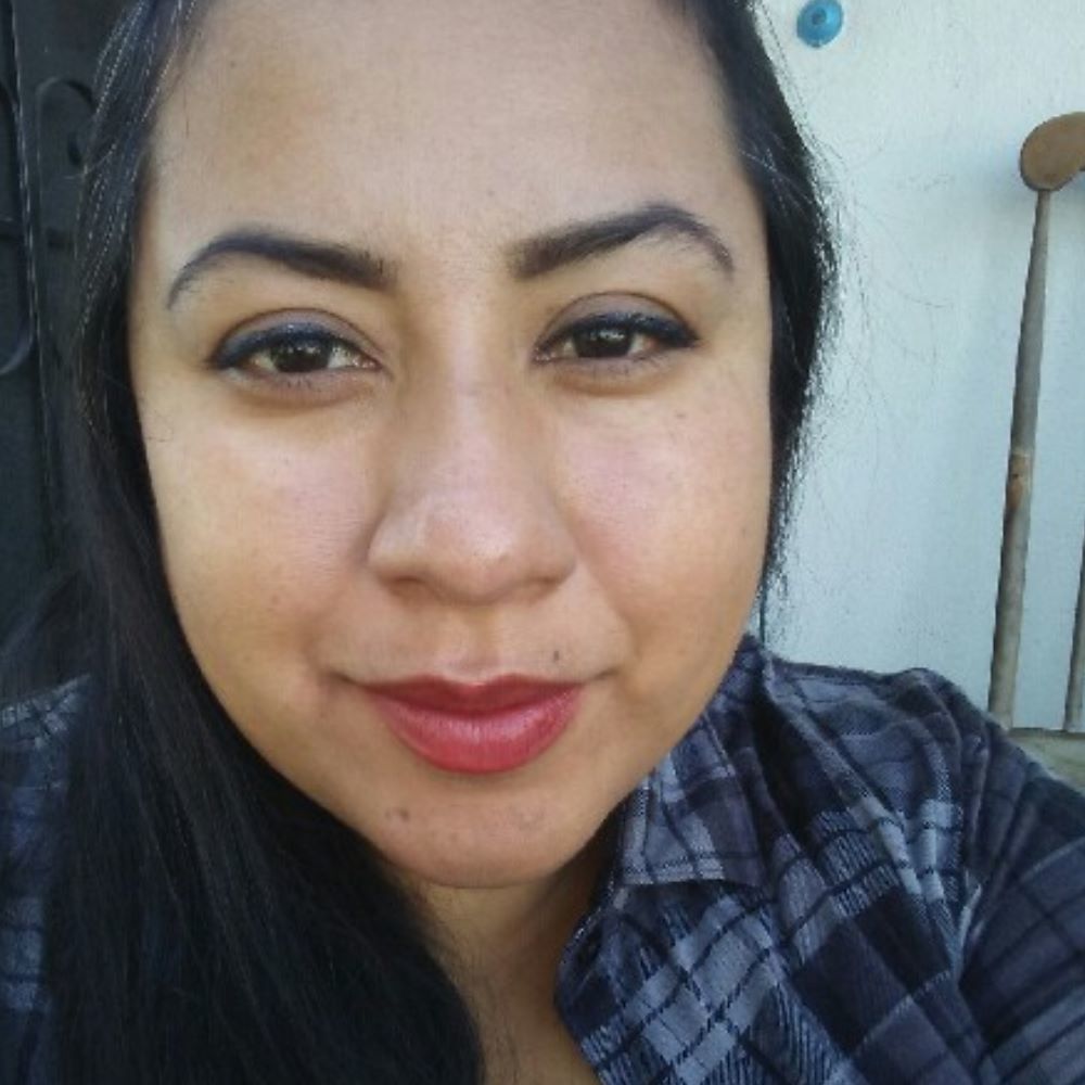 Meet your Posher, Cecilia