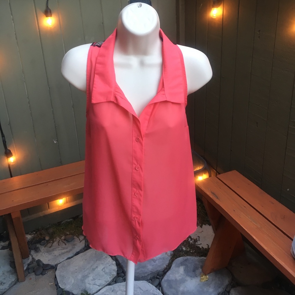 Lace back high-low tank