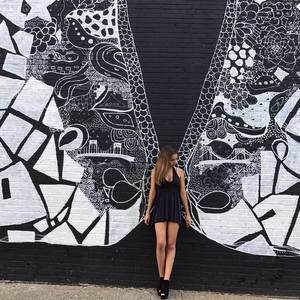 Meet your Posher, Elyse