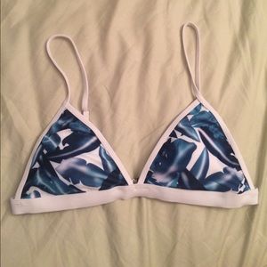 NWOT Palm Leaf Bikini Top