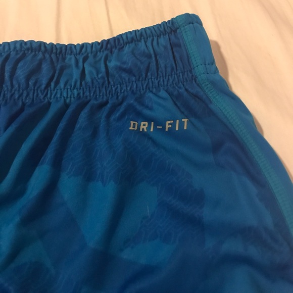 Nike Dri-Fit Shorts - Picture 3 of 7