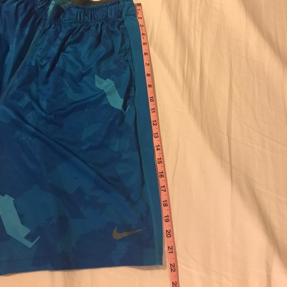 Nike Dri-Fit Shorts - Picture 7 of 7