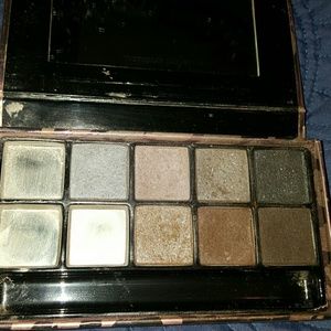 Used Victoria's Secret  eyeshadow palette