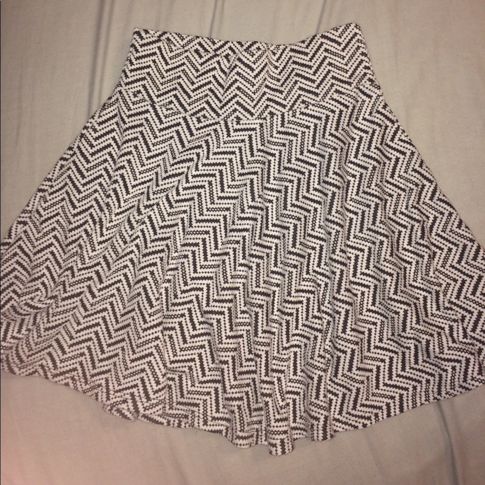 Black and White Patterned Skirt