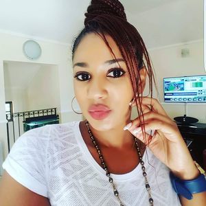 Meet your Posher, Honey