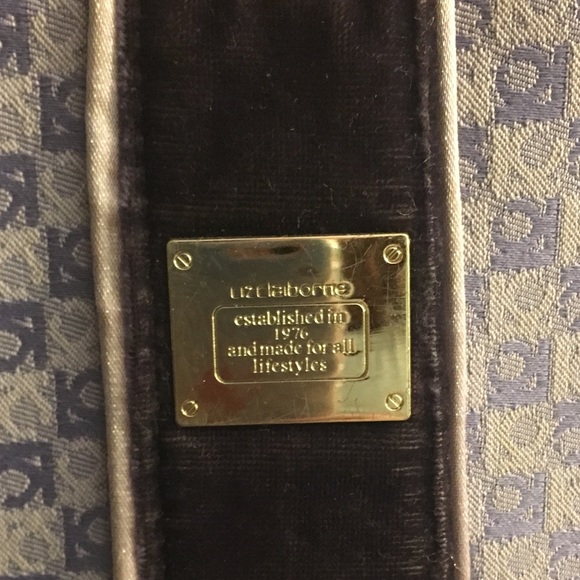 🌼Small purse🌼 - Picture 2 of 4