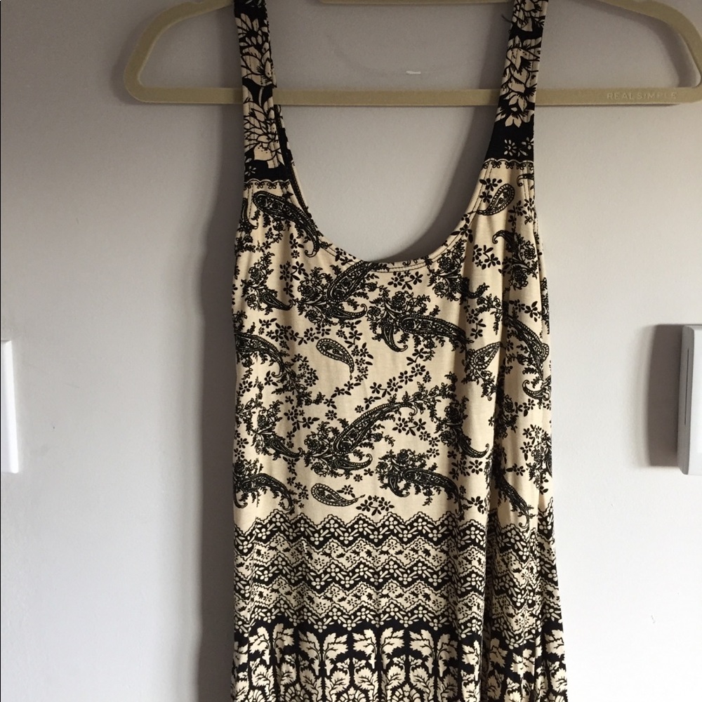Novella Royale - Maxi Dress - Black Hazely- Small