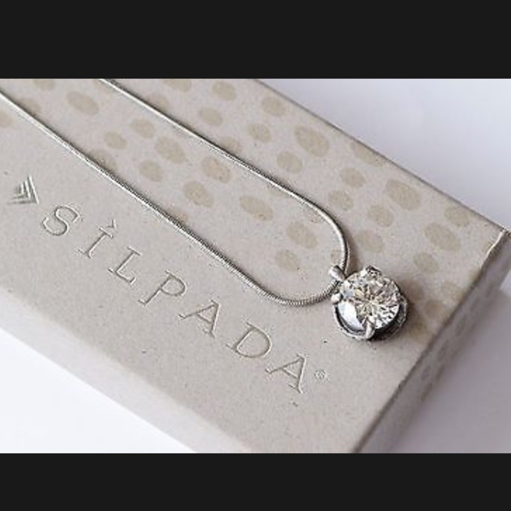 Silpada Center Stage Necklace