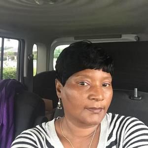 Meet your Posher, Linda