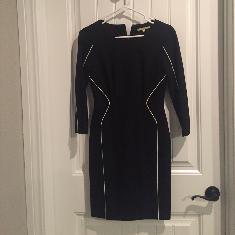 Amazing fitted black dress!
