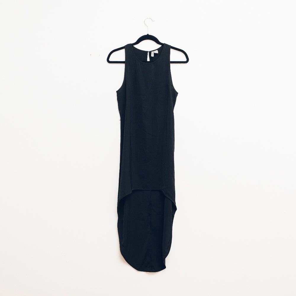 H&M | Hi-Low Sleeveless Dress