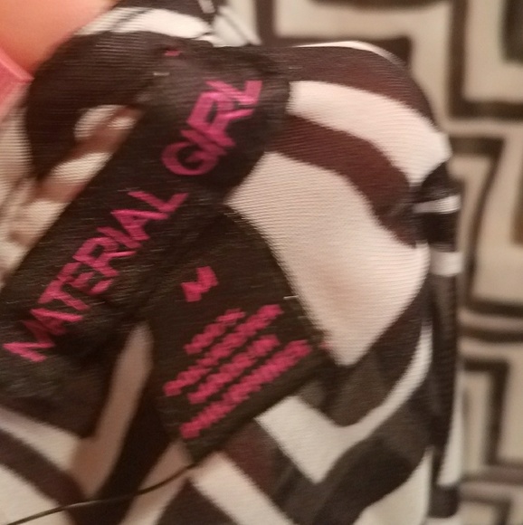 Material Girl Aztec Pattern Tank Top - Picture 3 of 3