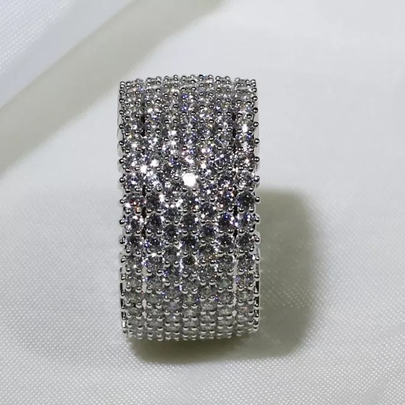 18KGF Marked, 18K White Gold Filled Ring - Picture 3 of 8