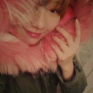 Meet your Posher, Miju