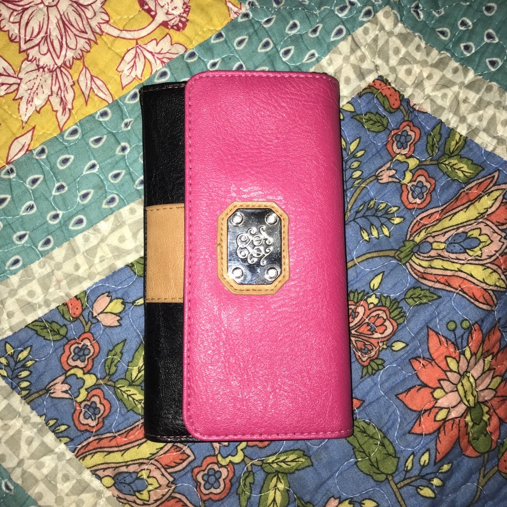 Jessica Simpson wallet