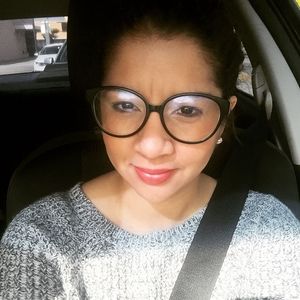 Meet your Posher, Roxy