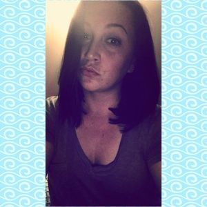 Meet your Posher, Kara