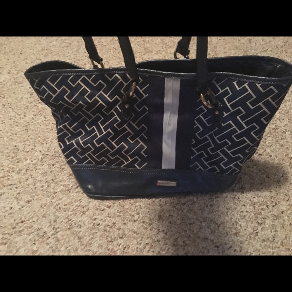 Tommy Hilfiger Large Tote